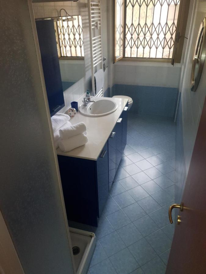 Maffucci 24 Bilocale Molto Spazioso E Moderno Milão Exterior foto