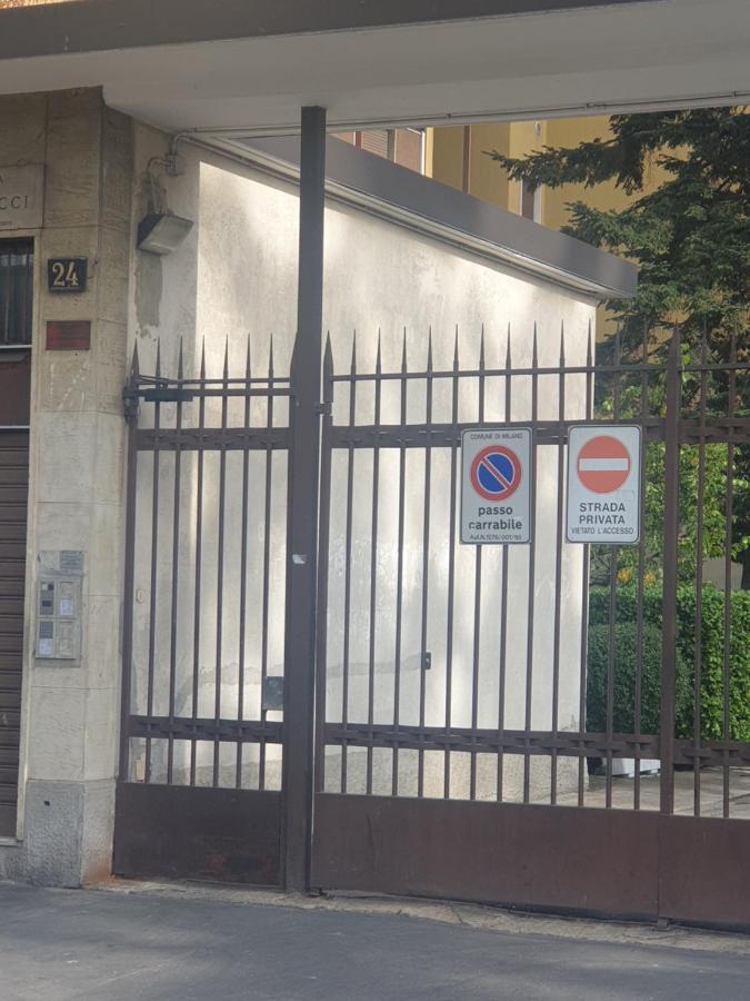 Maffucci 24 Bilocale Molto Spazioso E Moderno Milão Exterior foto