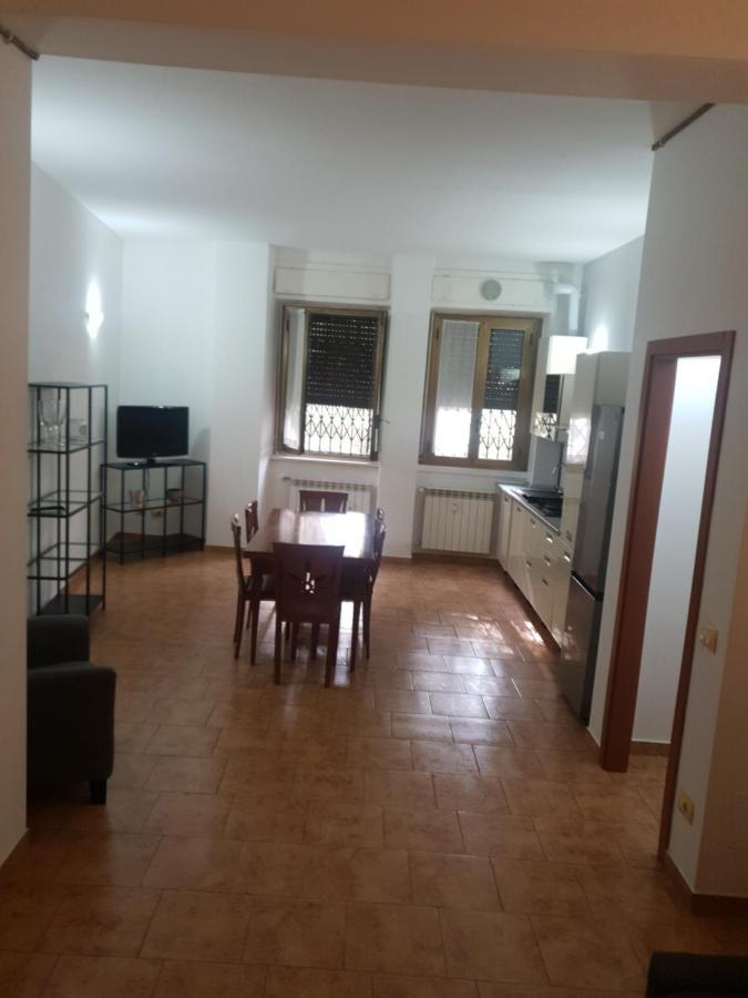Maffucci 24 Bilocale Molto Spazioso E Moderno Milão Exterior foto